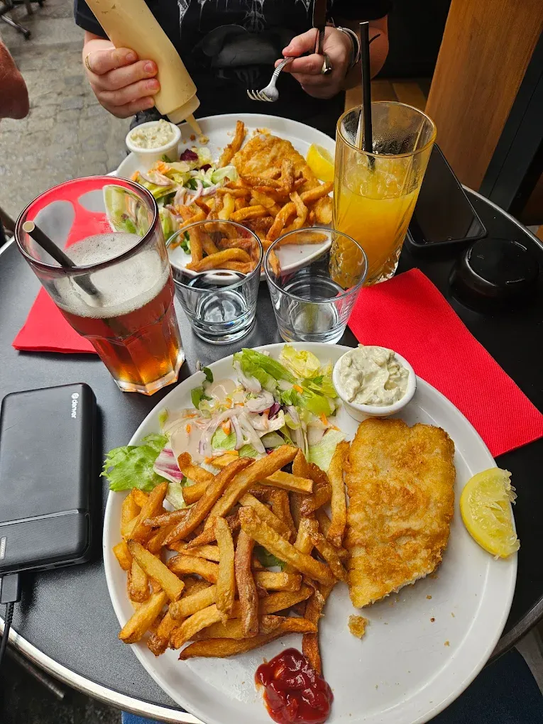 Fish and chips en terrasse