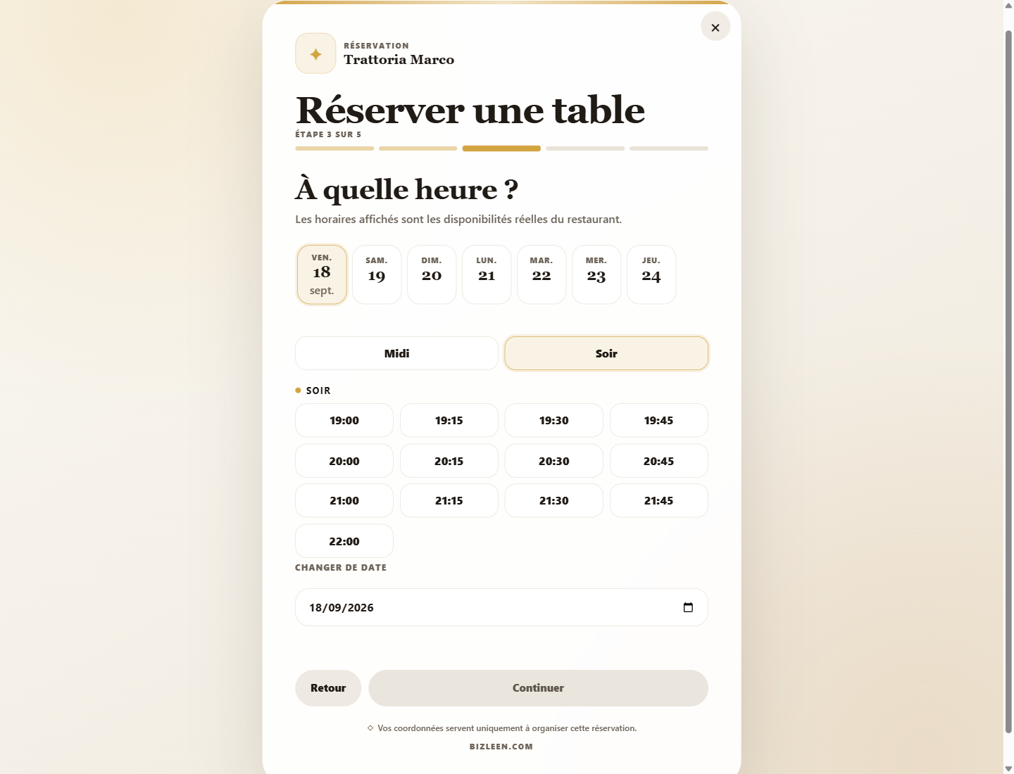 Le choix du service, du nombre de convives et du créneau sur la carte de démonstration de Trattoria Marco.